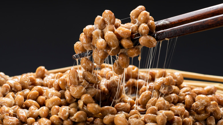 natto scooped up with chopsticks