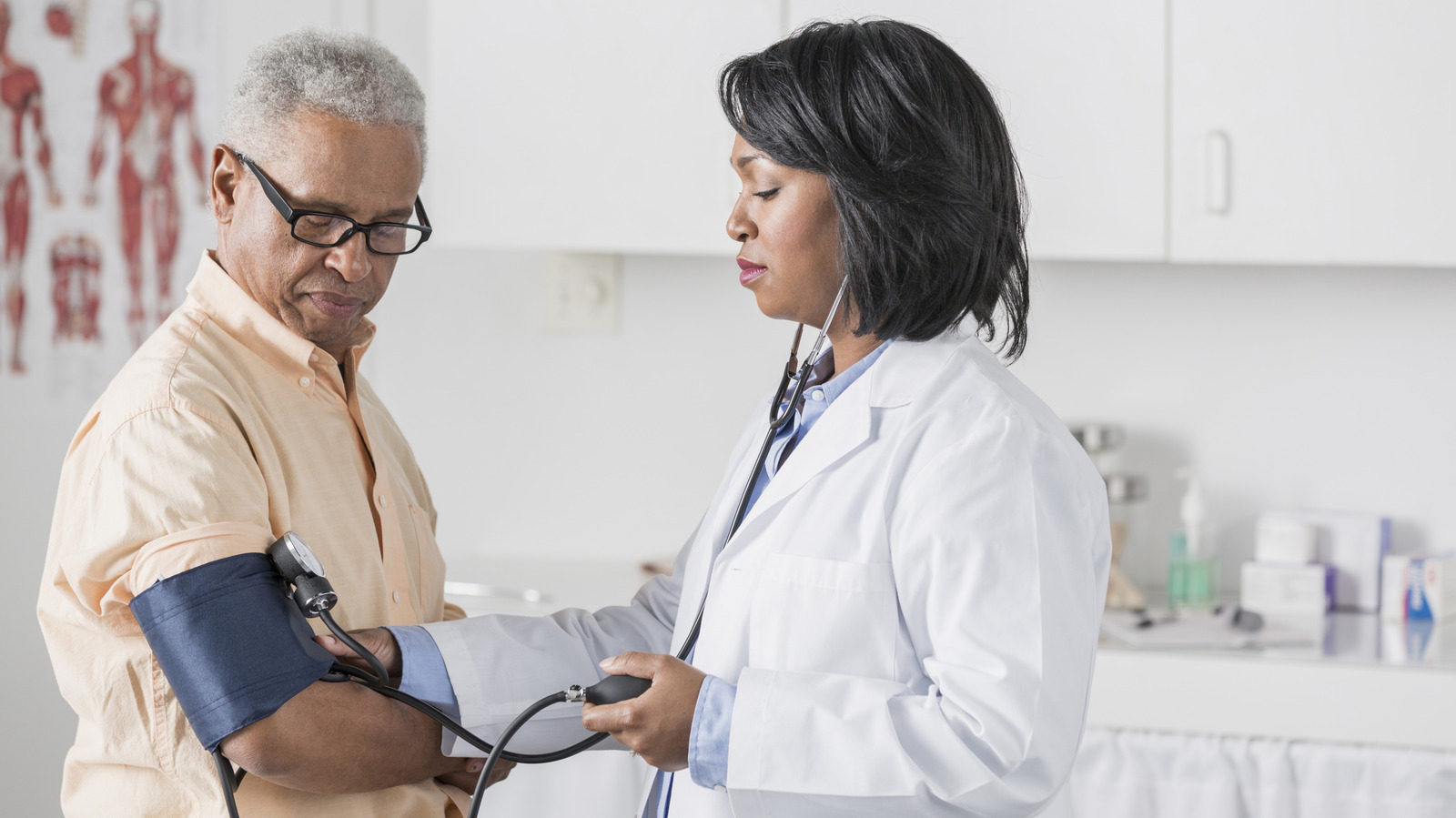 <a href="https://www.healthdigest.com/1756713/best-magnesium-rich-foods-lower-blood-pressure/" target="_blank">3 Best Magnesium-Rich Foods That Can Help Naturally Lower Blood Pressure</a>