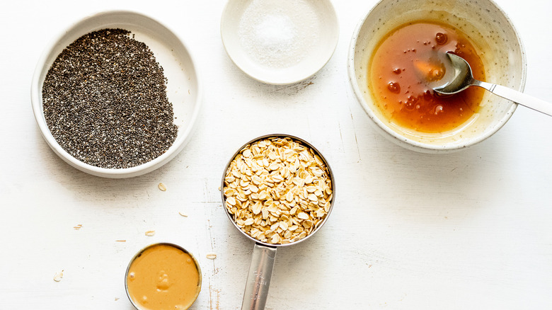 5 ingredient peanut butter energy bites recipe ingredients 