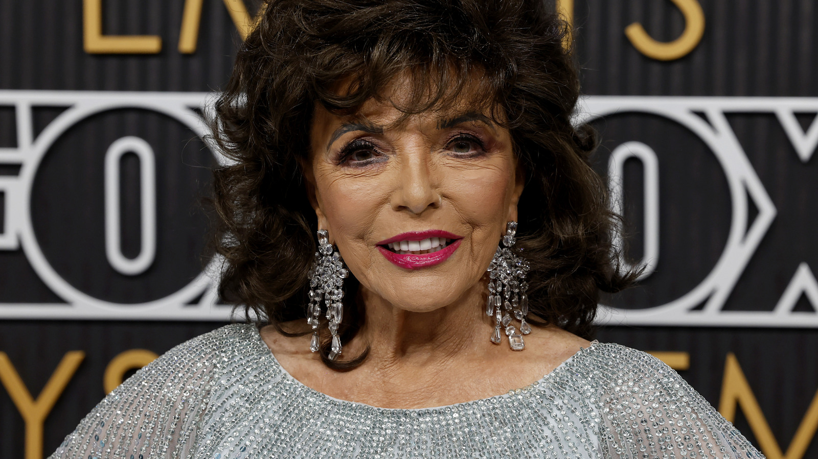 <a href="https://www.healthdigest.com/2194192/joan-collins-red-carpet-moments-prove-90-isnt-what-it-used-to-be/" target="_blank">5 Joan Collins Red Carpet Moments That Prove 90 Isn’t What It Used To Be</a>