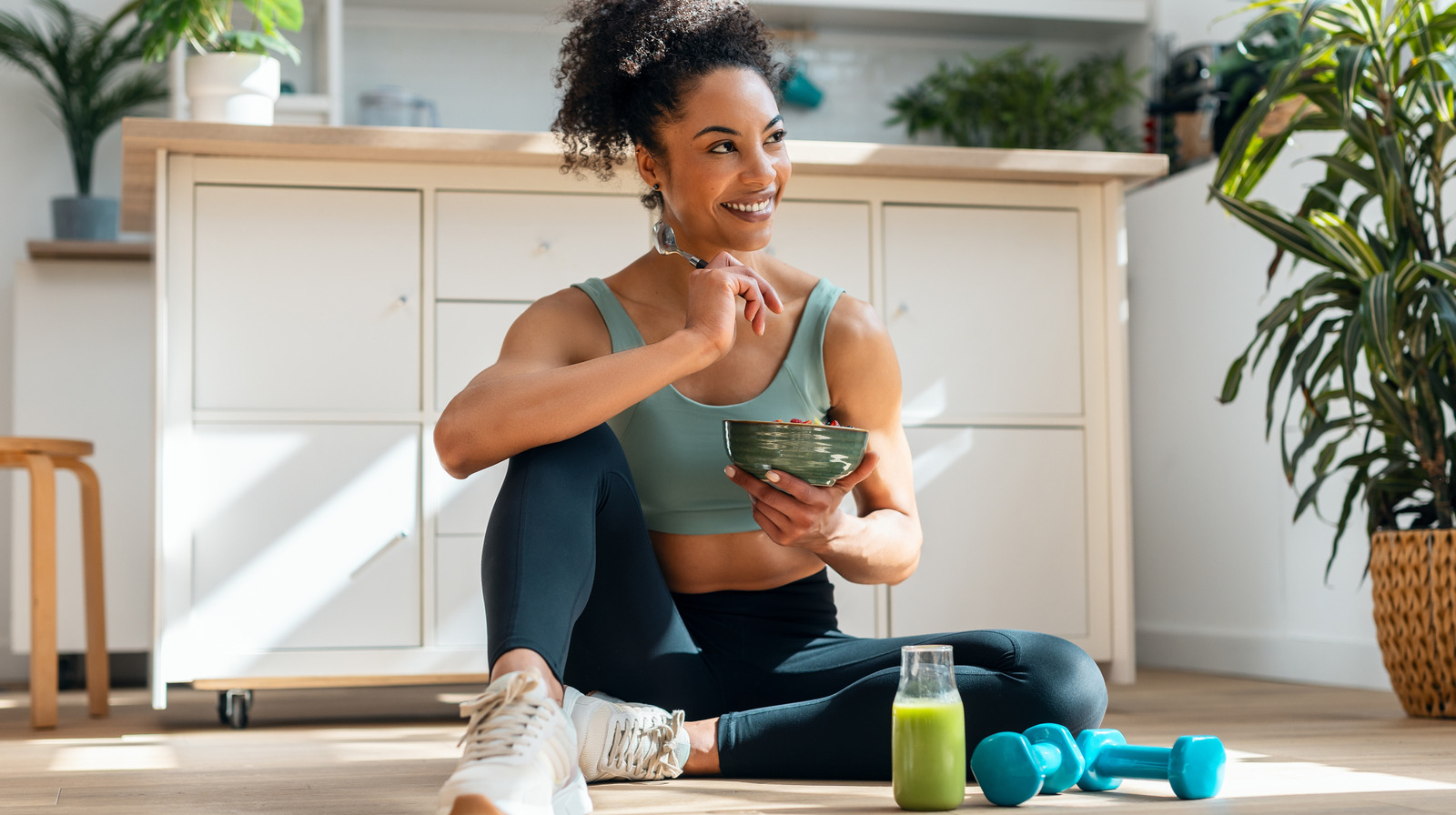 <a href="https://www.healthdigest.com/1804951/high-protein-fruits-diet/" target="_blank">8 Fruits That Are Surprisingly High In Protein</a>