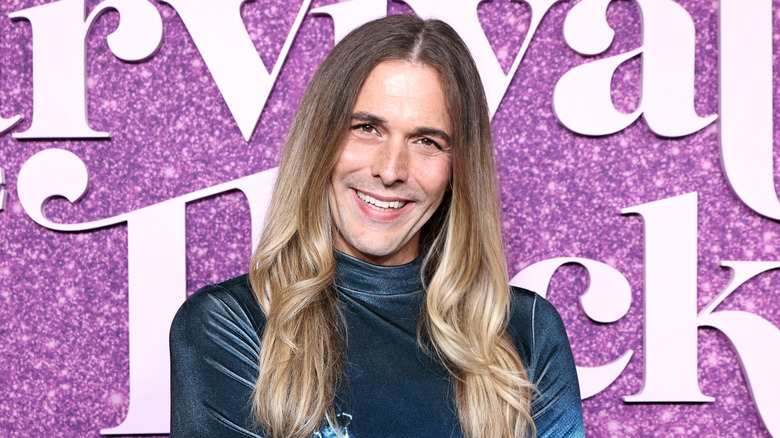 Jonathan Van Ness smiling