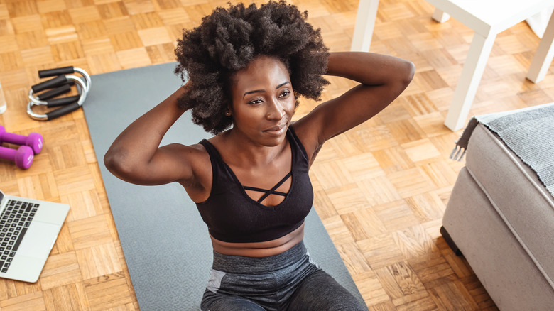 Woman doing crunches