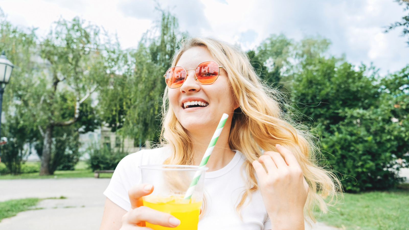 An Underrated Fruit Beverage Could Help Prevent Cancer, Lower Blood Pressure And Boost Immunity