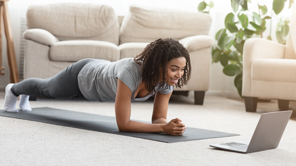 woman doing plank pose