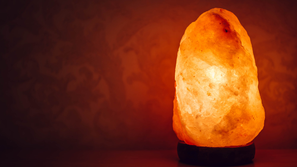 Salt lamp