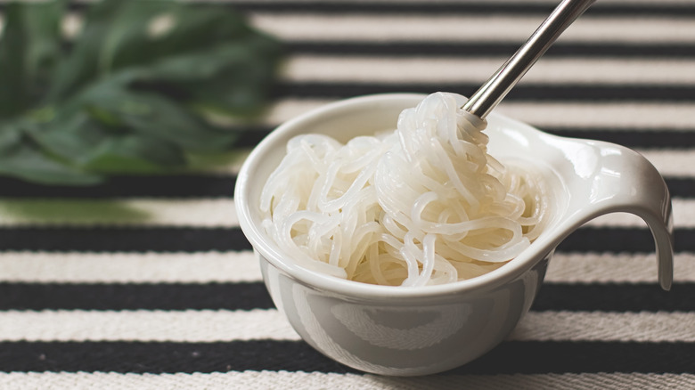 Chopsticks in shirataki noodles