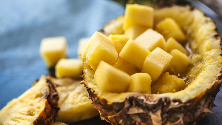 Pineapple pieces 