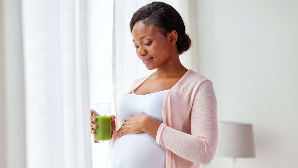 pregnant woman eating