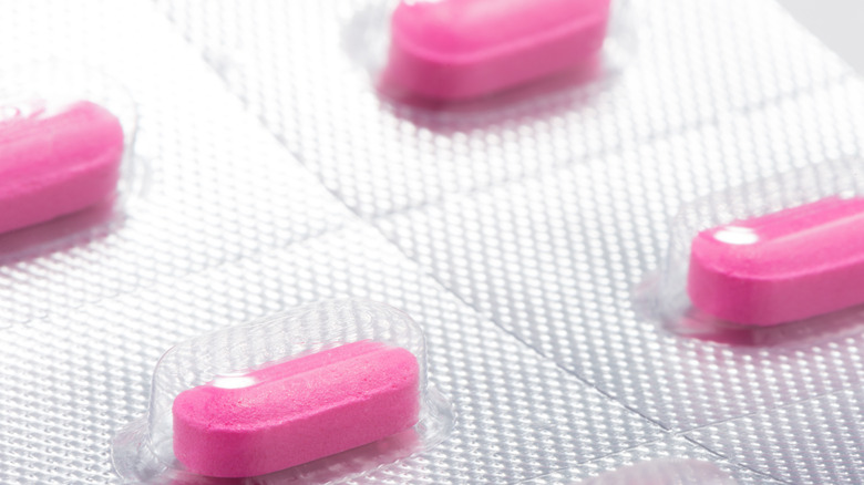 Benadryl tablets in blister pack