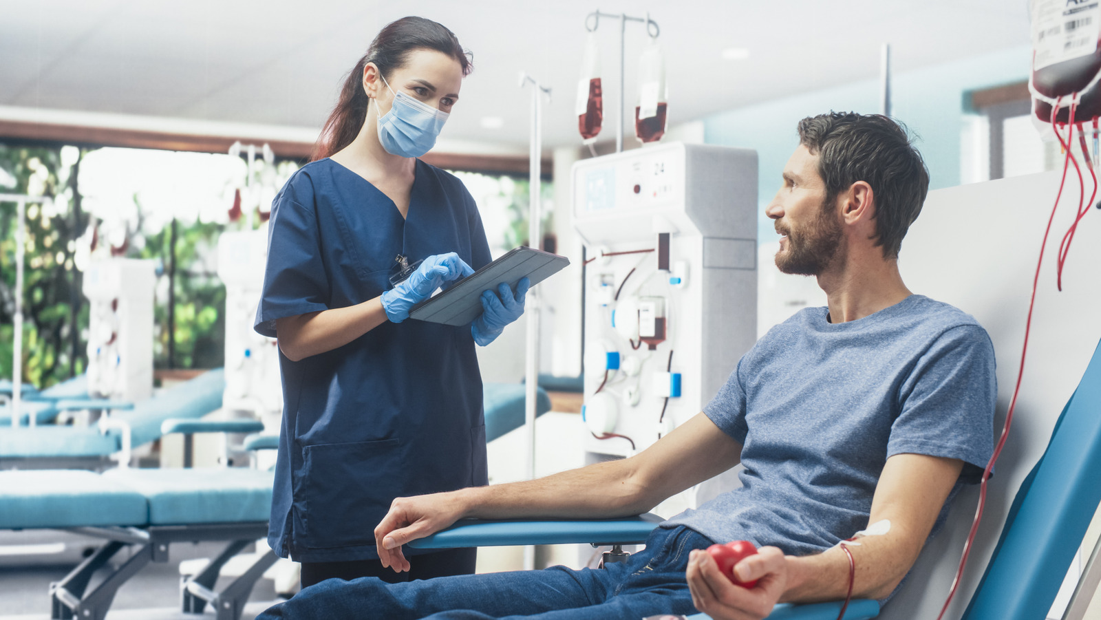 <a href="https://www.healthdigest.com/1899125/blood-types-increase-stomach-cancer-risk/" target="_blank">Blood Types That Could Increase Your Risk Of Stomach Cancer</a>