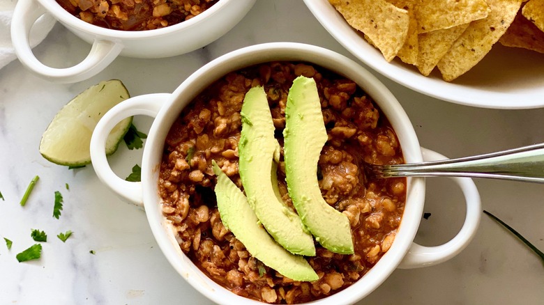 Bobby Flay's chili with twist