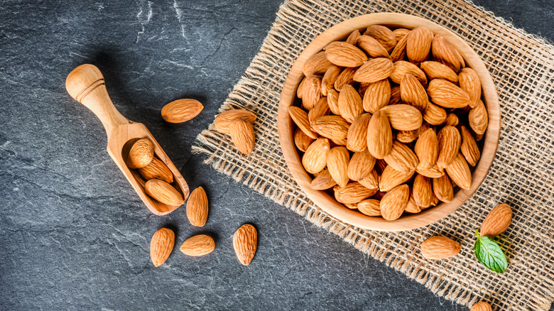 almonds in bowl