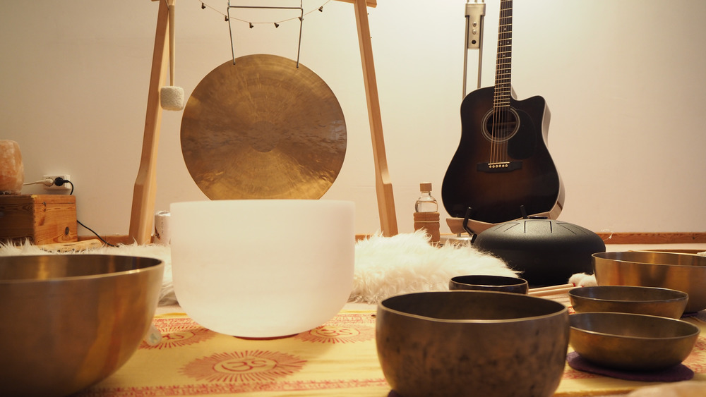 sound bath and meditation