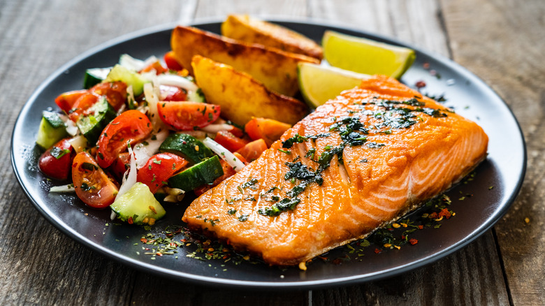 plate of salmon and vegetables