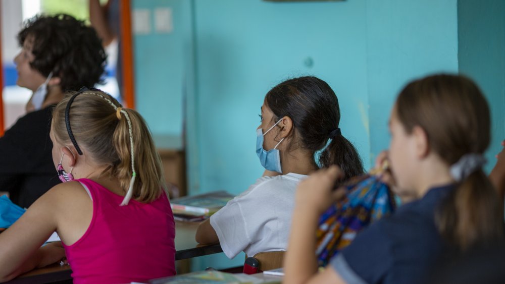 Classroom where kids wear face masks