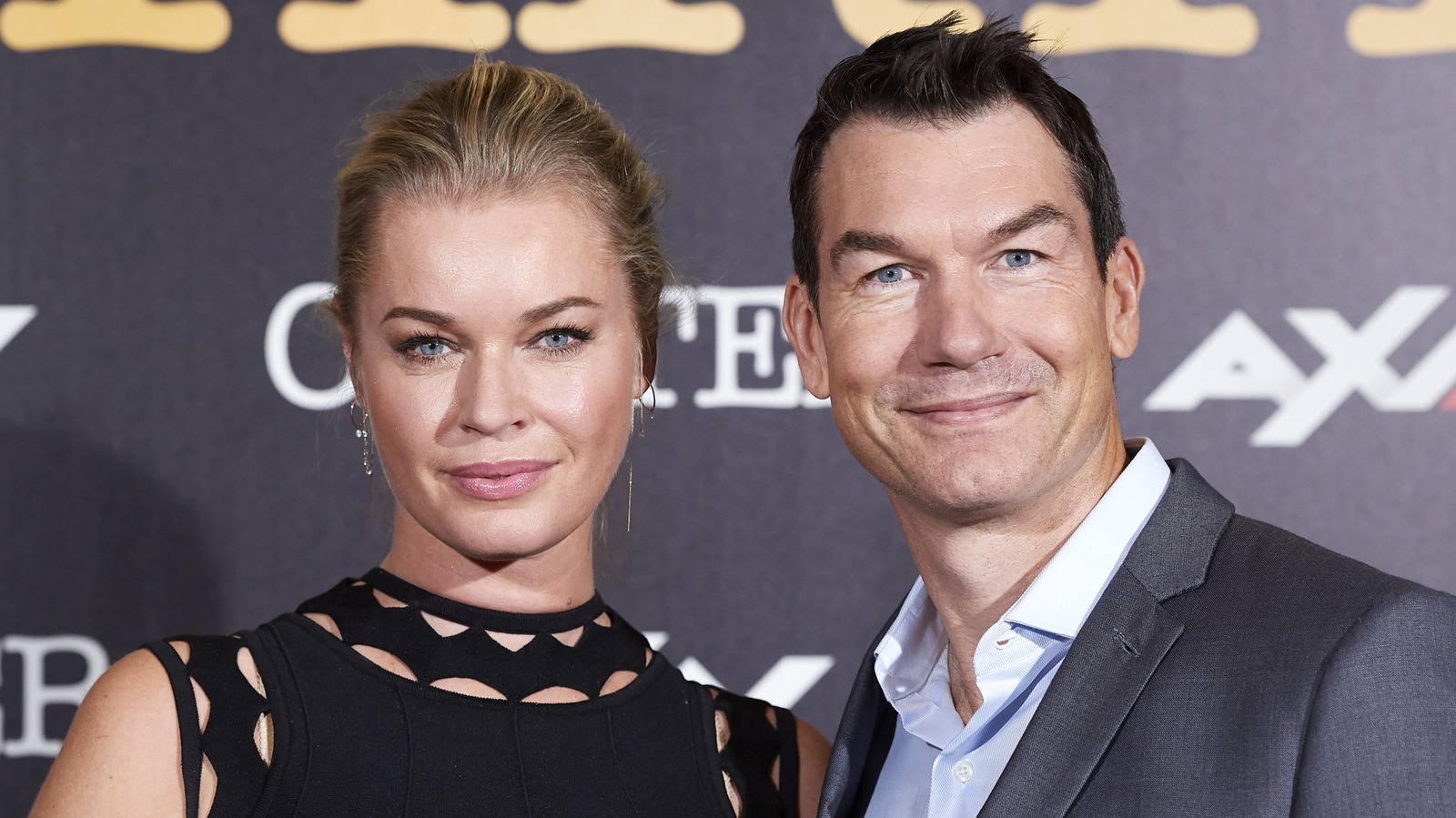 <a href="https://www.healthdigest.com/2294631/celebrities-no-bathroom-boundaries-partners/" target="_blank">Celebrities Who Have No Bathroom Boundaries With Their Partners</a>