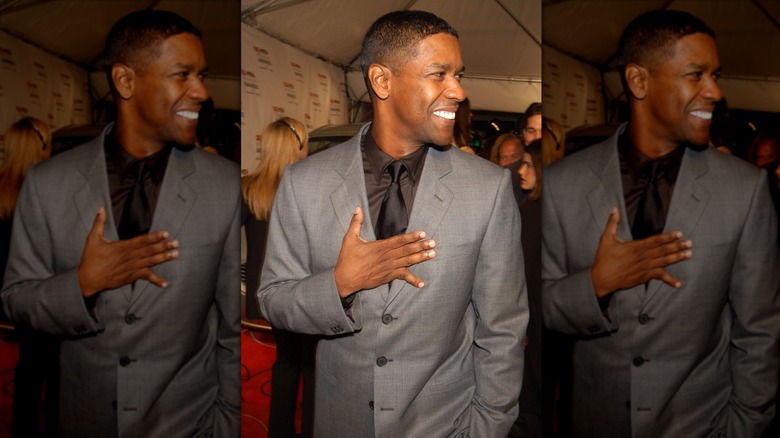 Denzel Washington with a bent pinky finger