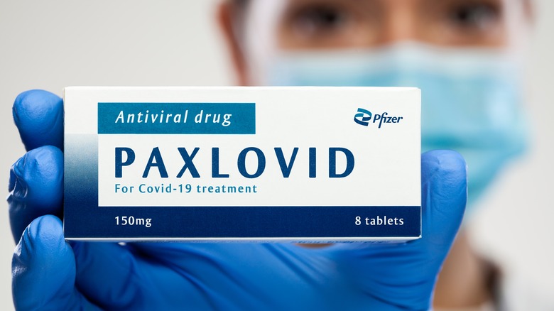 paxlovid box