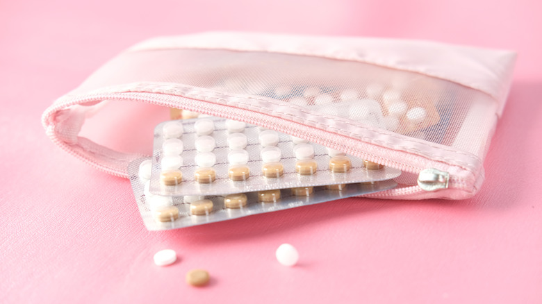 birth control pill packs