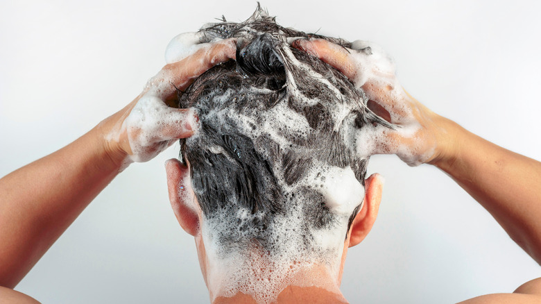 Man washing hair 