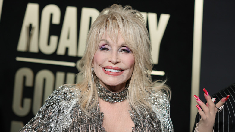 Dolly Parton smiling
