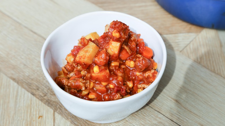 paleo chili in a bowl