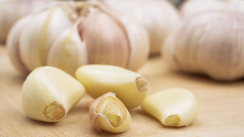 Garlic cloves