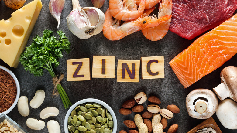 Zinc in wooden letters with food