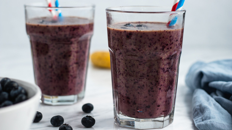 smoothie in glass