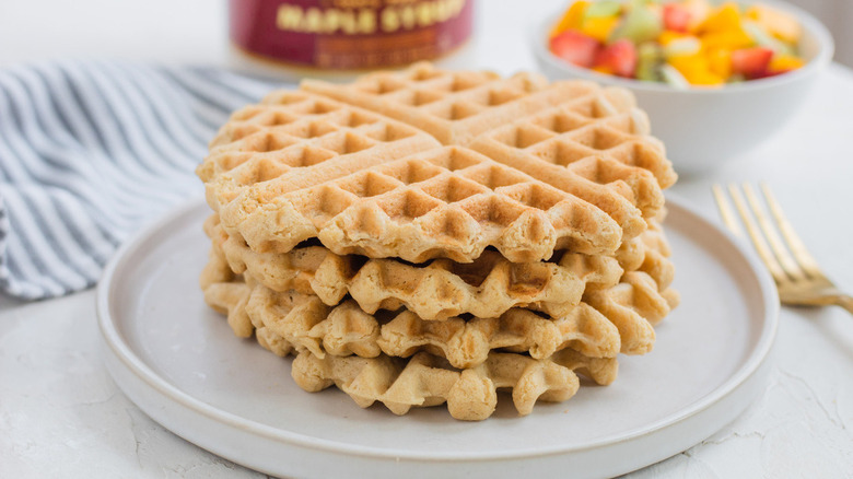 Healthy oat waffles recipe