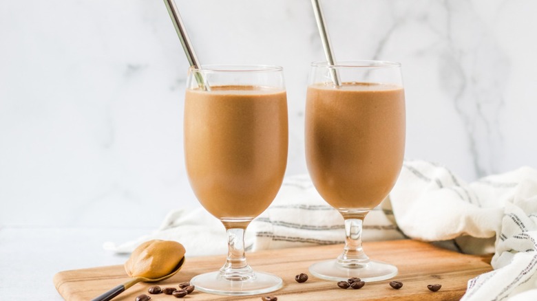 Healthy peanut butter mocha smoothie