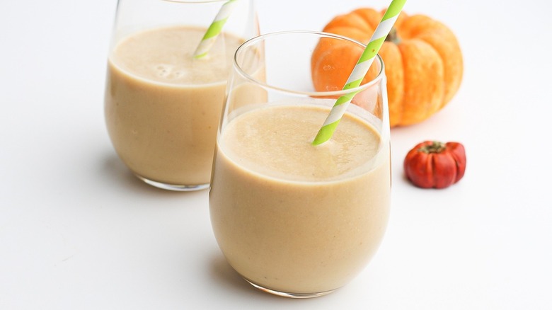 pumpkin smoothies with straw