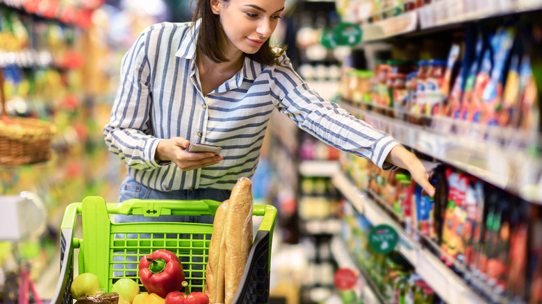 Young woman shopping for healthy food
