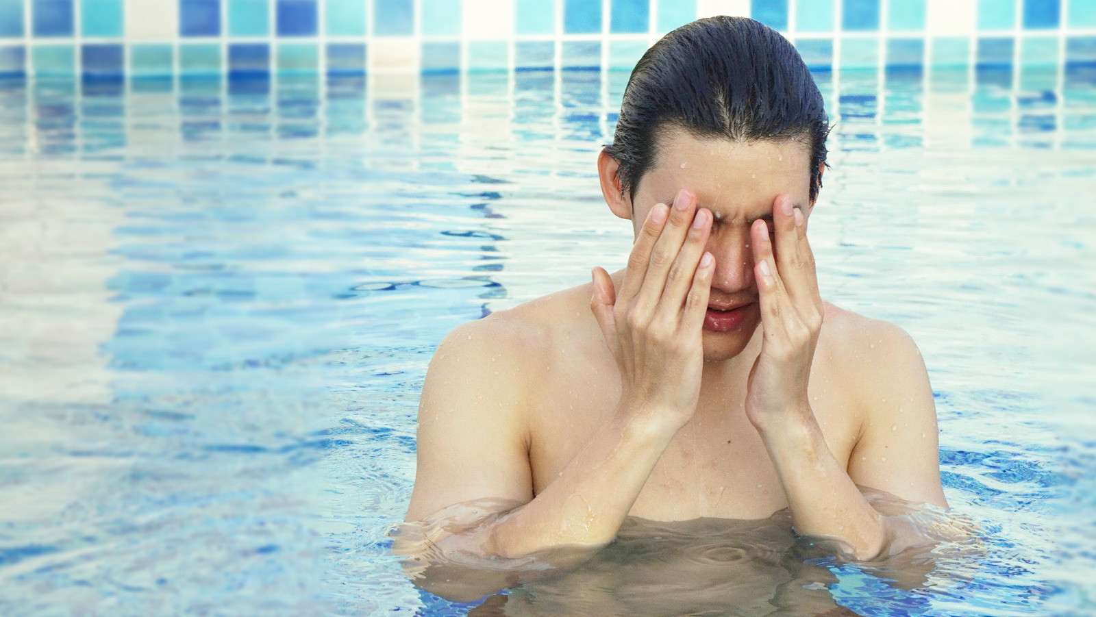 Here's What It Means If Swimming Makes You Dizzy