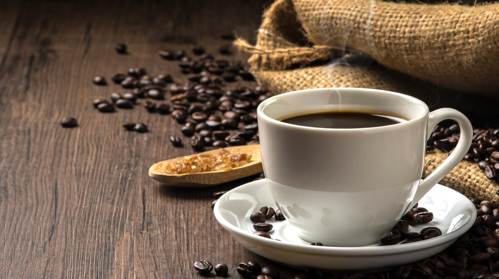 Hot Coffee Vs Iced Coffee Which One Has More Caffeine?