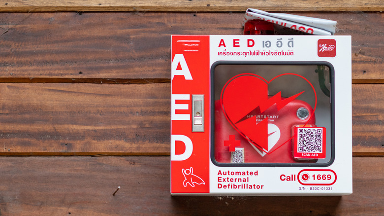 An AED