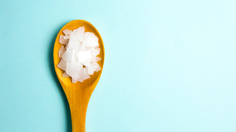 A spoonful of magnesium flakes