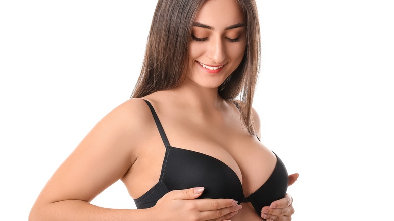 woman in bra that fits