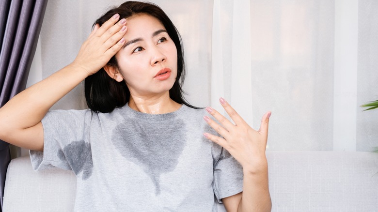 Discovernet Hyperhidrosis Explained Causes Symptoms And Treatments