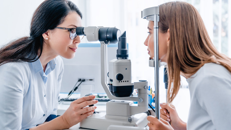 Eye exam in progress 