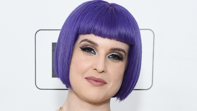 Kelly Osbourne short purple bob