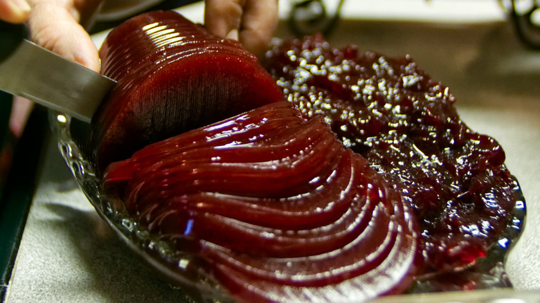 thinnly sliced canned cranberry 