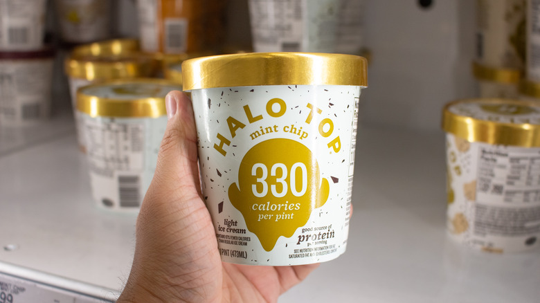 pint of halo top showcasing the calories per pint