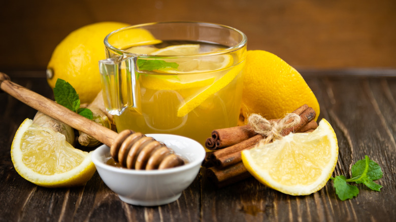 Honey and cinnamon and lemon tea