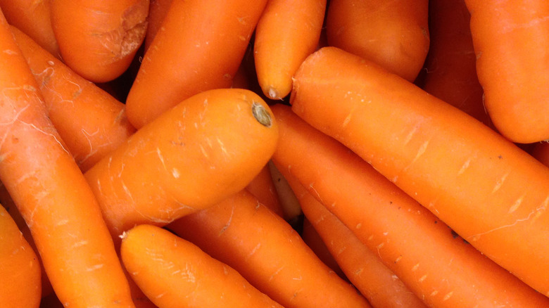 fresh carrots