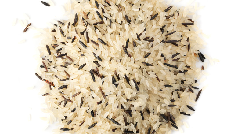 Close-up image of wild rice