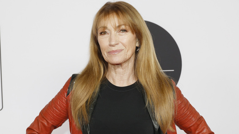 Jane Seymour posing for the camera at a publicity event
