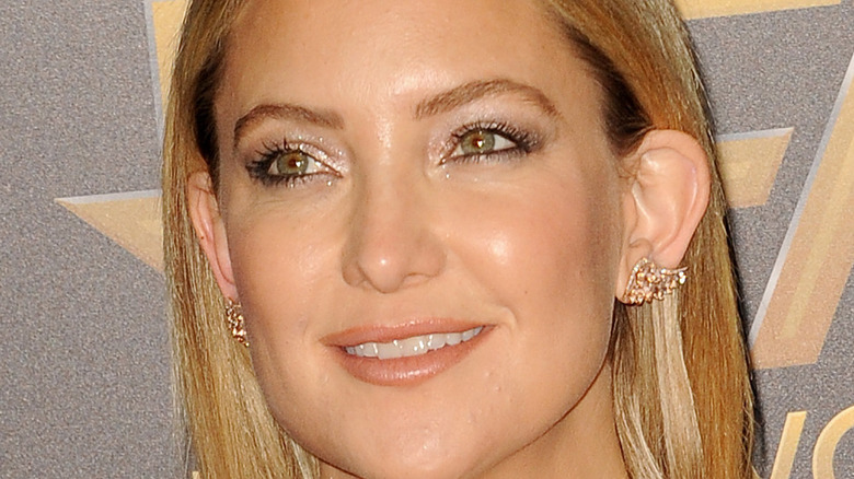 close up of actor Kate Hudson smiling