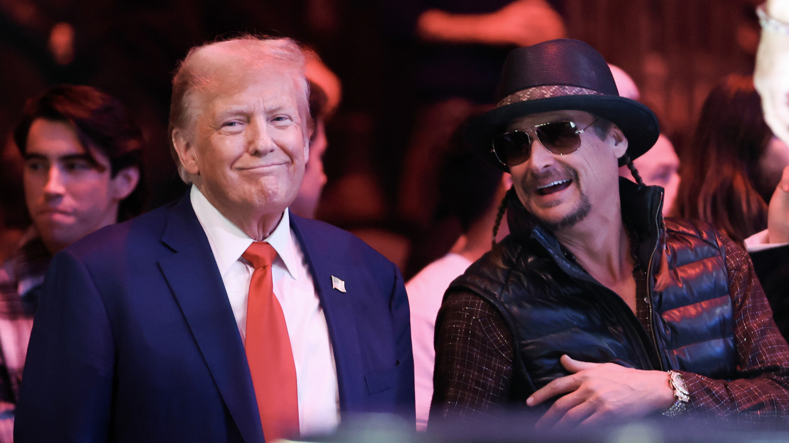 <a href="https://www.healthdigest.com/2098312/kid-rock-radically-overhauled-diet-2021-habits-could-not-be-more-different-than-bff-trump/" target="_blank">Kid Rock Radically Overhauled His Diet In 2021 (And His Habits Couldn’t Be More Different From BFF Trump)</a>